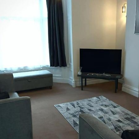 2 Bedroom City Centre Duplex Apt Preston  Exterior photo