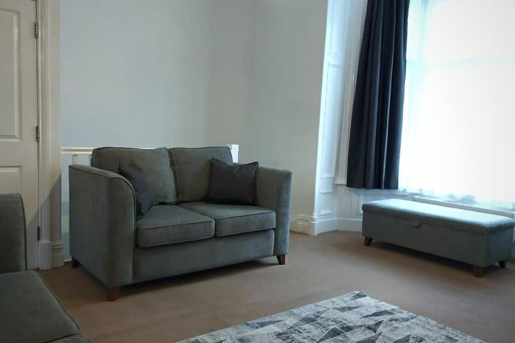 2 Bedroom City Centre Duplex Apt Preston  Exterior photo