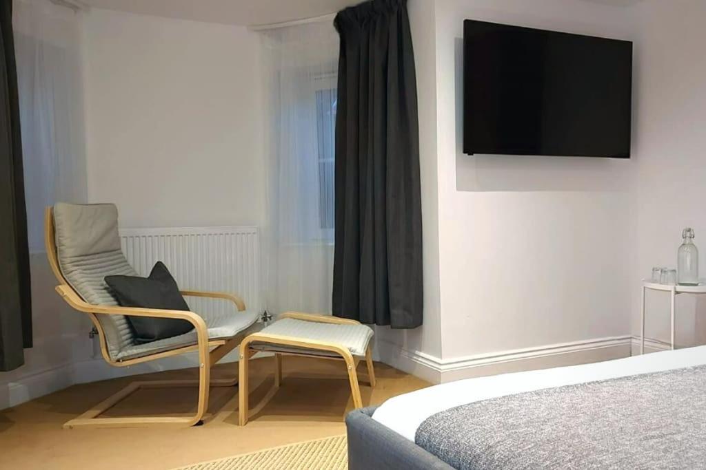 2 Bedroom City Centre Duplex Apt Preston  Exterior photo